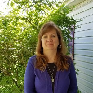 Meet your Posher, Debbie